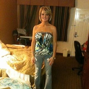 Meet your Posher, Conjuna