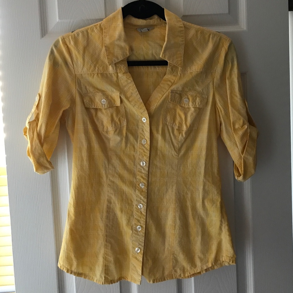 3/4 sleeve Guess Shirt