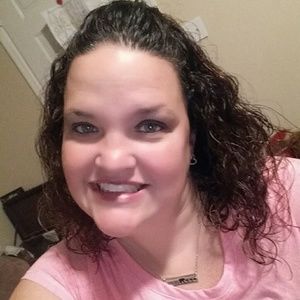 Meet your Posher, Leighann