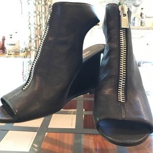 Nine West wedges size 9.5 Nine West wedges size 9.5