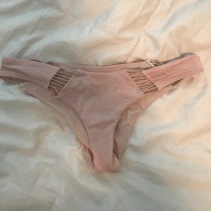 Acaci look a like cheeky bikini bottoms