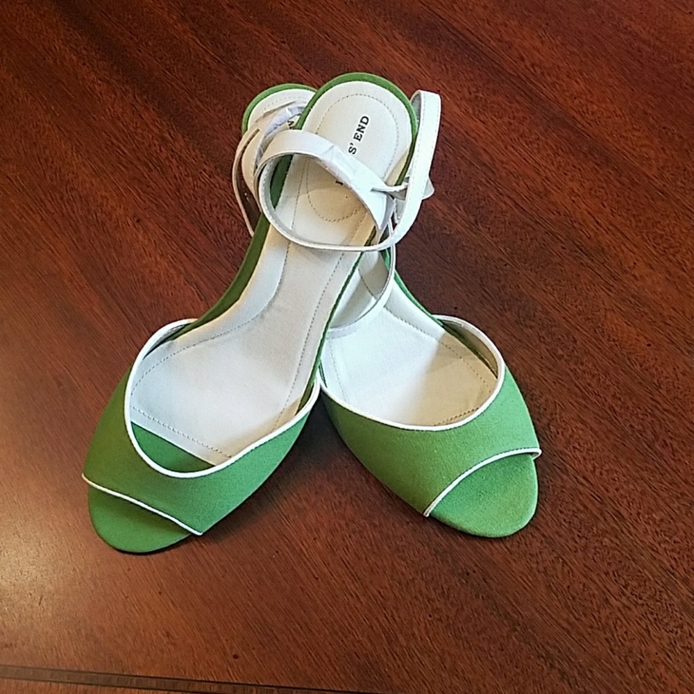 Lands' End Classic Wedge Sandal - Size 9.5