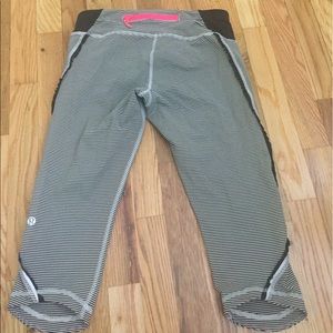 Lululemon crop tights size 4