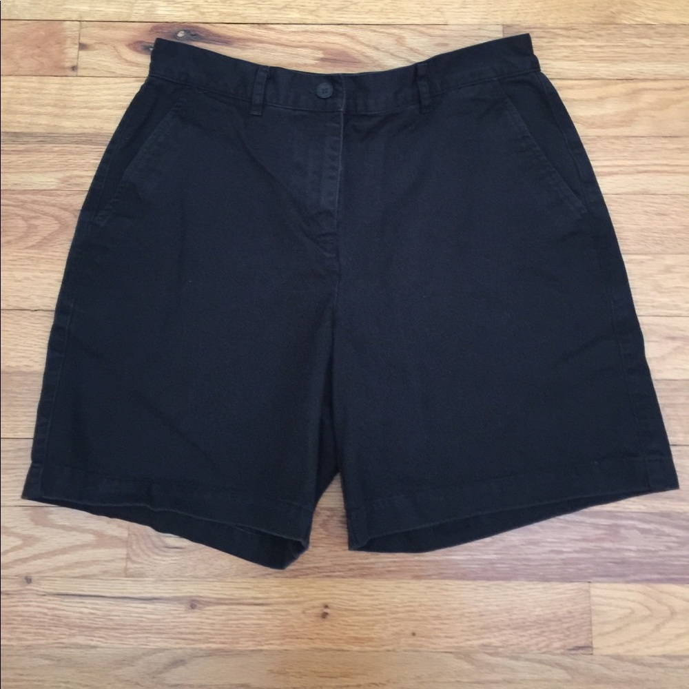 Ralph Lauren black cotton twill shorts. Size 6