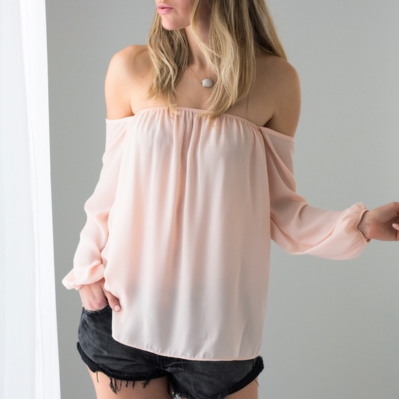 SoldOut11thStreet - Picture 4 of 5