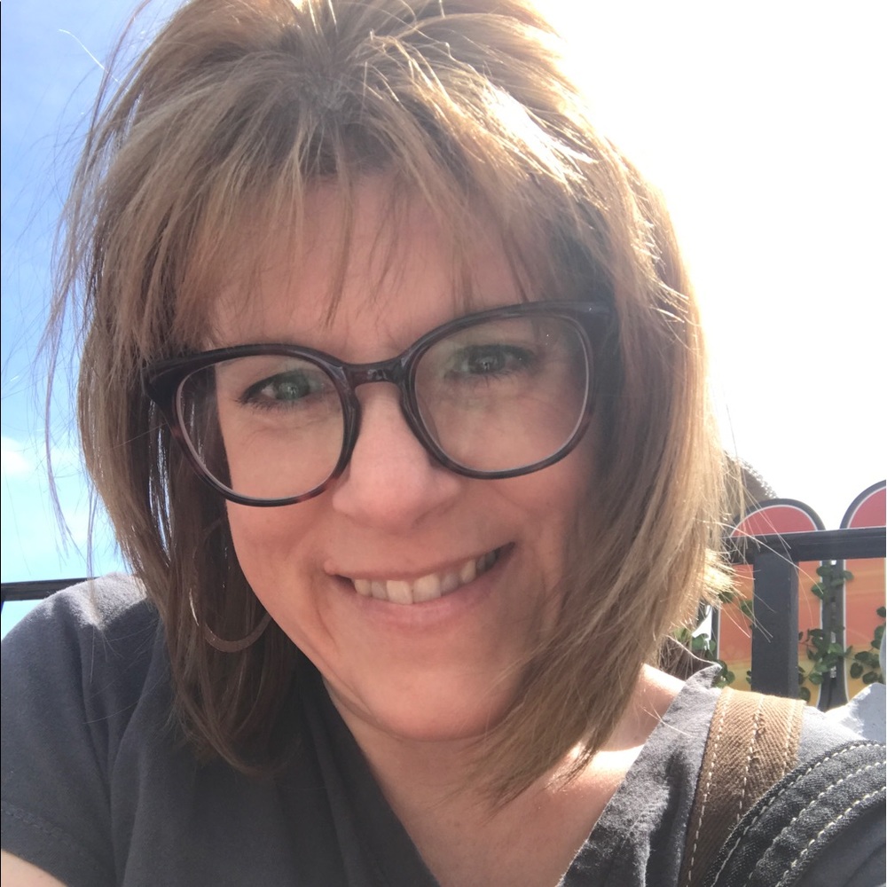 Meet your Posher, Amy