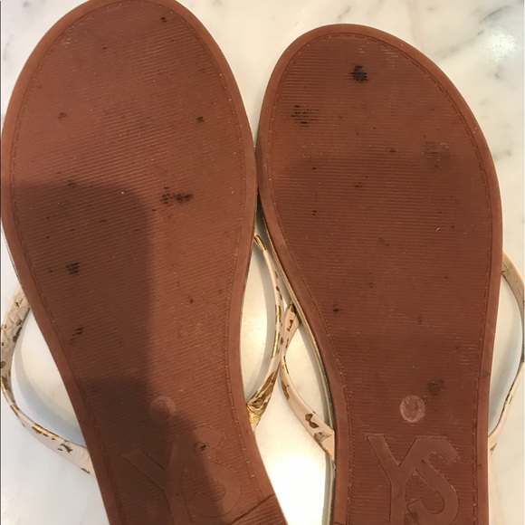 Yosi Sarma flip flops 2 pairs for the price of one - Picture 3 of 4