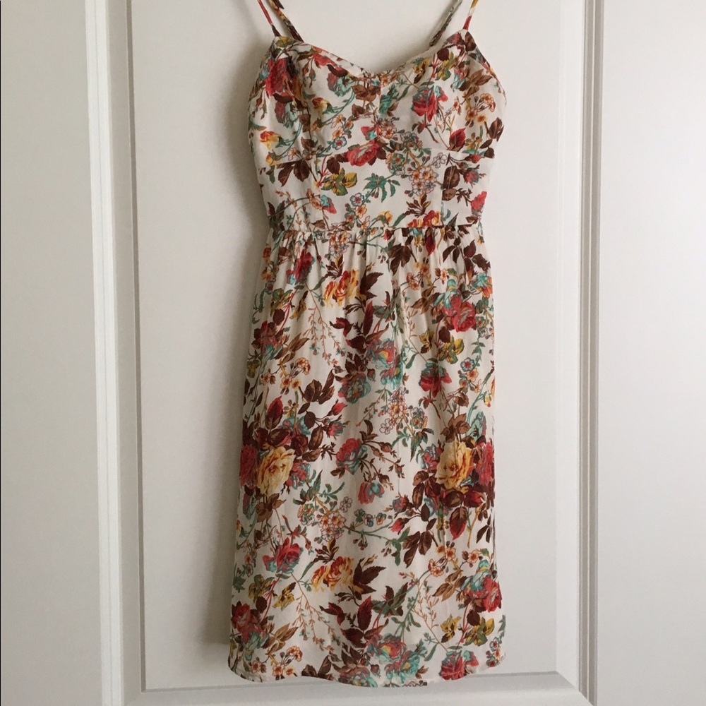 LOTTIE & HOLLIE Summer Dress - Picture 1 of 4