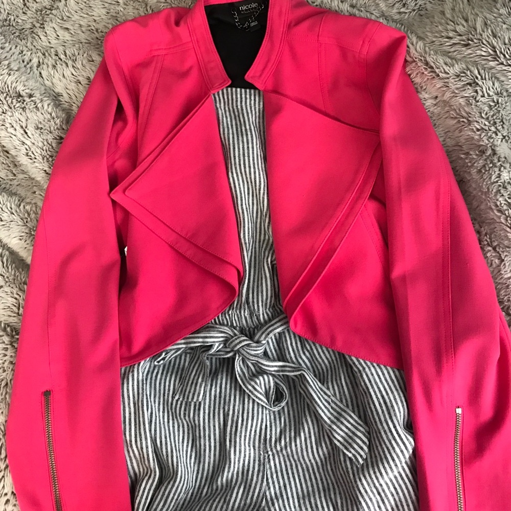 Nicole by Nicole miller hot pink cropped jacket
