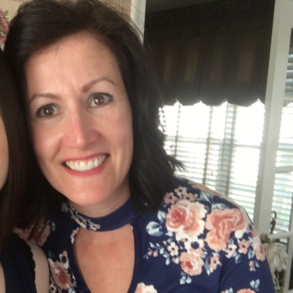 Meet your Posher, Denise