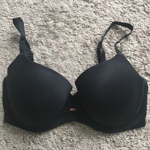 Victoria Secret Fabulous Bra
