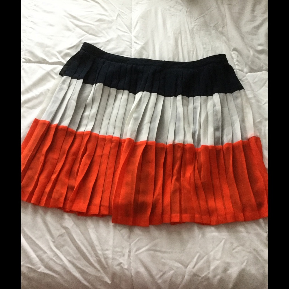 Multi striped pleated skirt