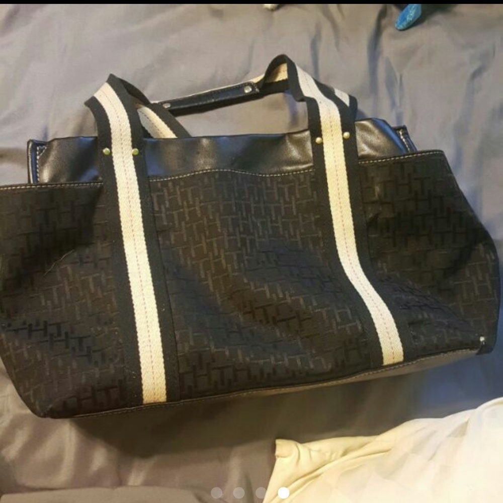 Tommy Hilfiger purse