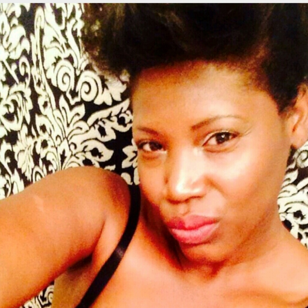 Meet your Posher, Candace