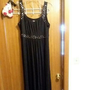 Sleeveless maxi dress