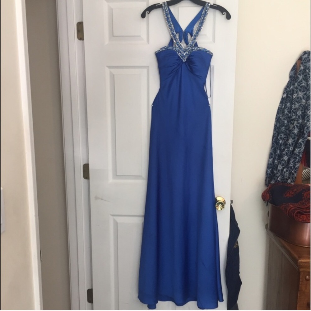 Faviana Couture Blue Prom Dress 💙