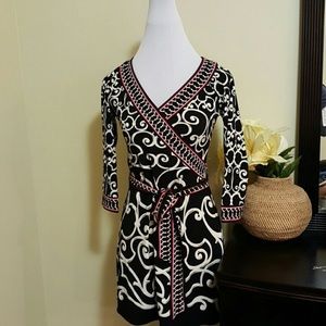 White House Black Market Pattern Dress with belt