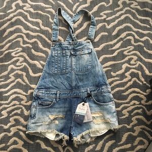 NWT Zara Denim shortall