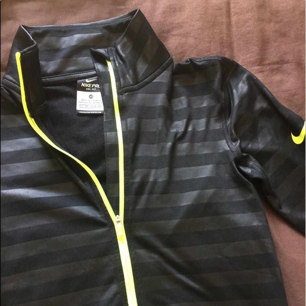 Nike Pro dri-fit half-zip jacket