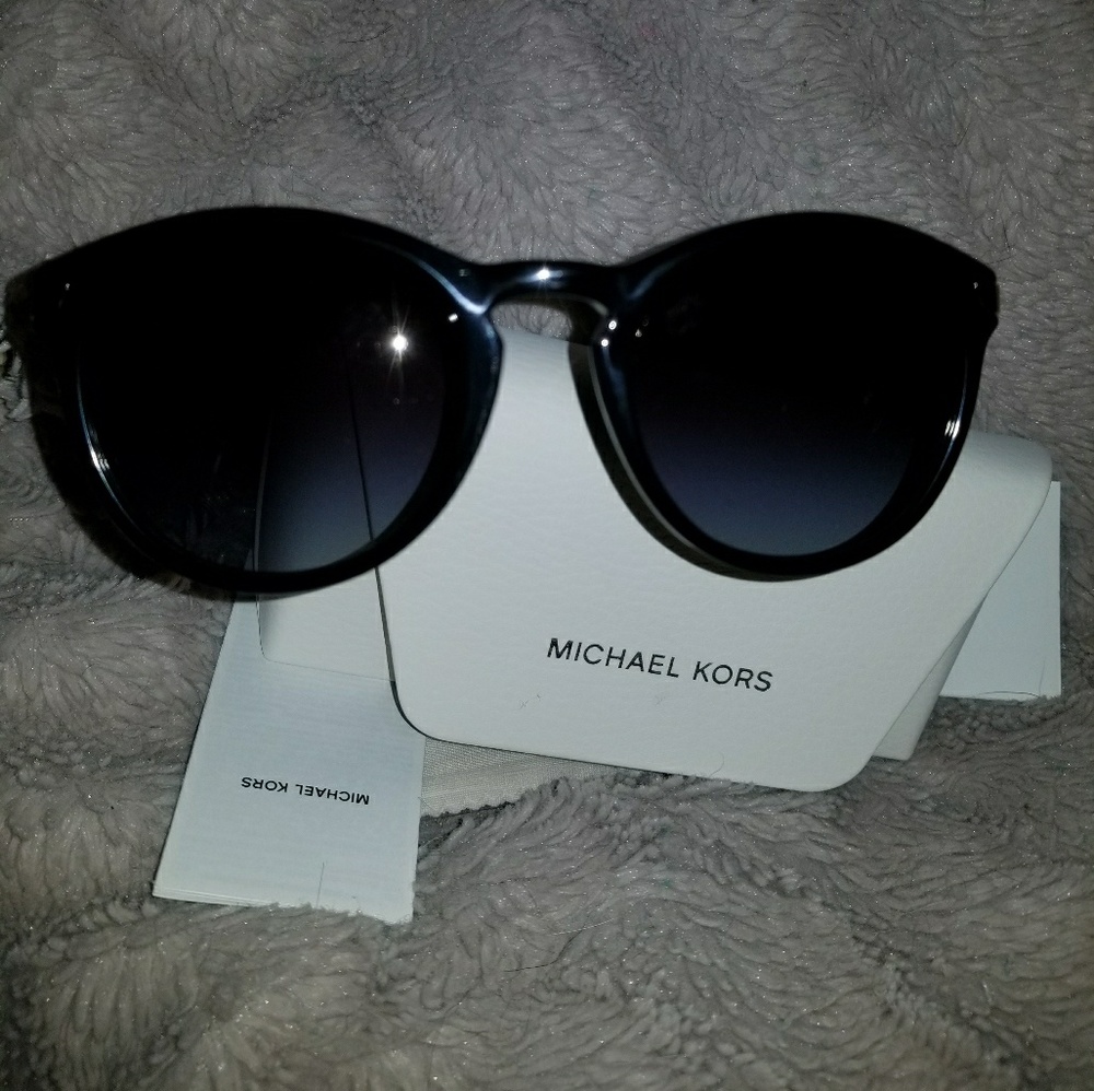 Michael Kors Adrianna sunglasses black on black
