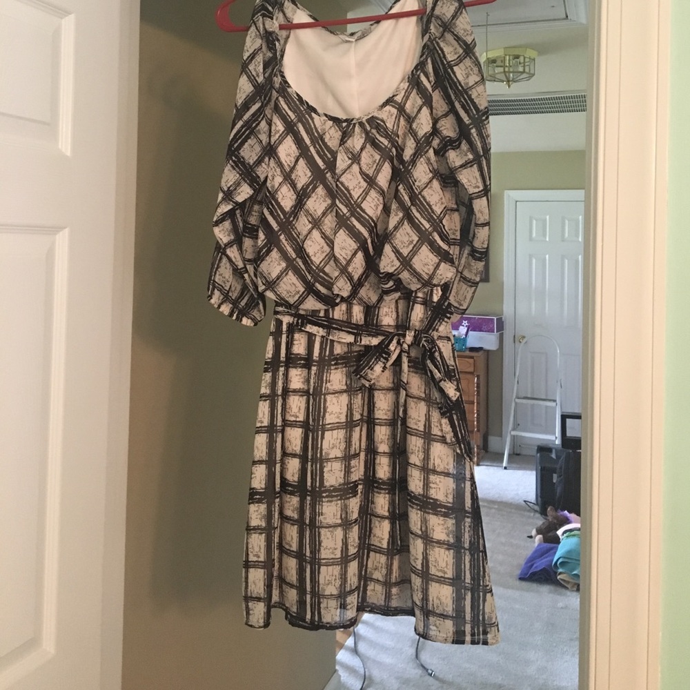 Belk juniors dress size medium