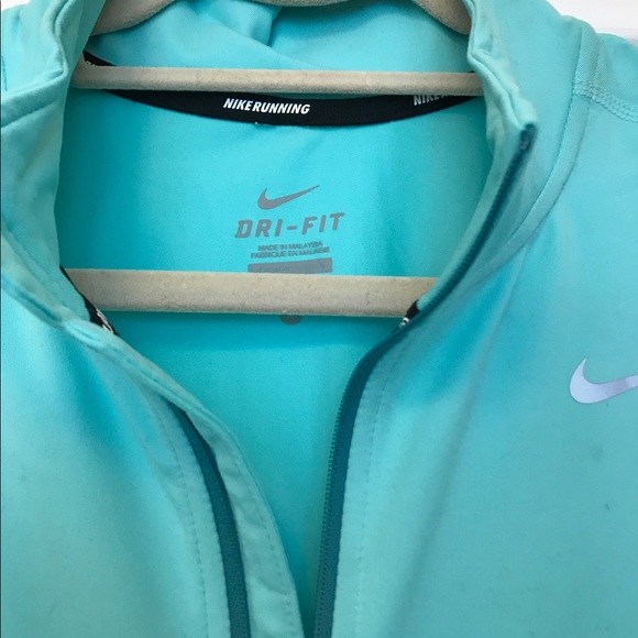 Nike Half-Zip Running Shirt - Picture 2 of 5