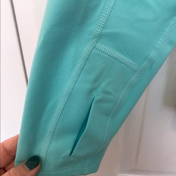 Nike Half-Zip Running Shirt - Picture 5 of 5