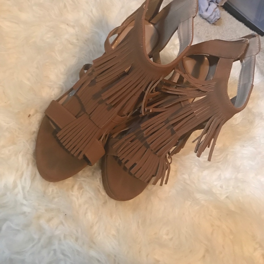 Fringe heels