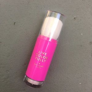 Kate Spade Shimmering Scented Body Powder Kate Spade Shimmering Scented Body Powder