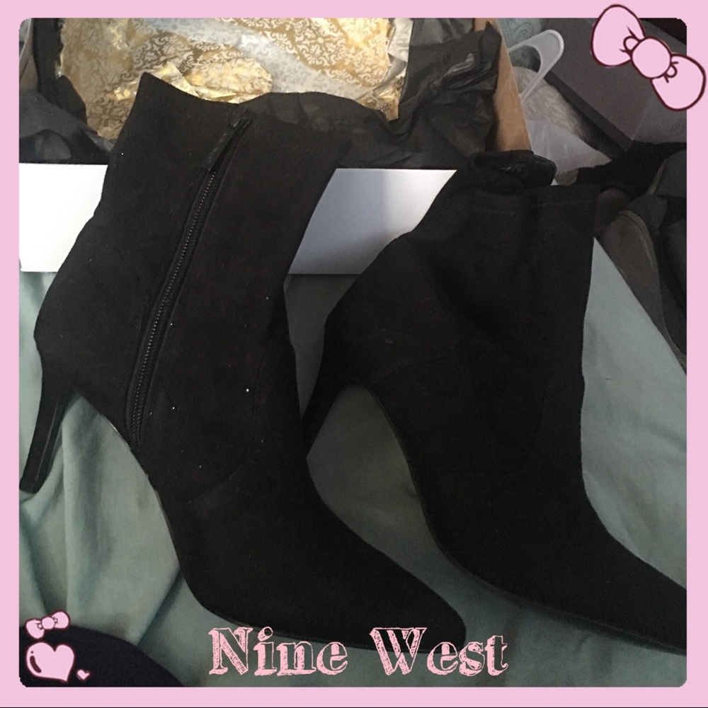 Nine West ankle booties size 6 1/2m