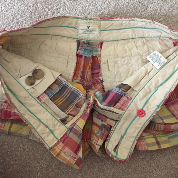 Plaid shorts - Picture 3 of 3