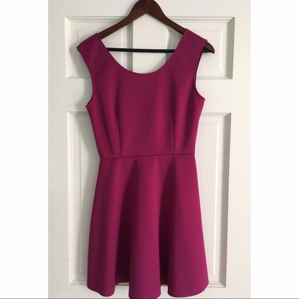 AQUA 🍓 Sexy Skater Dress Sz M