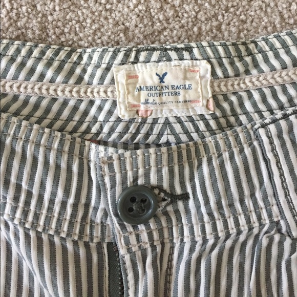 Seersucker shorts - Picture 3 of 3