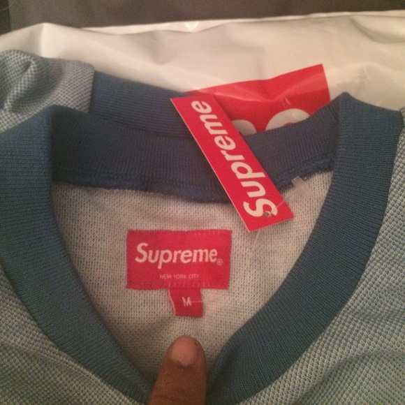 Supreme - Picture 2 of 3