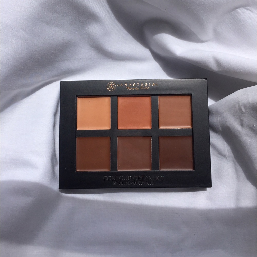 Anastasia Beverly Hills Contour Kit