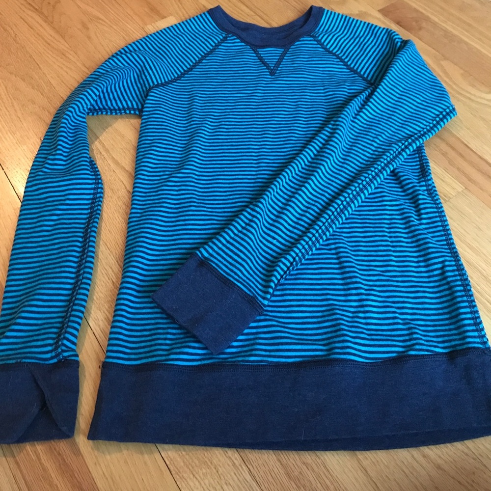 Lululemon Reversible long sleeve - size 6 - EUC