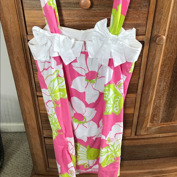 Lilly Pulitzer Size 4 Dress - Picture 2 of 3