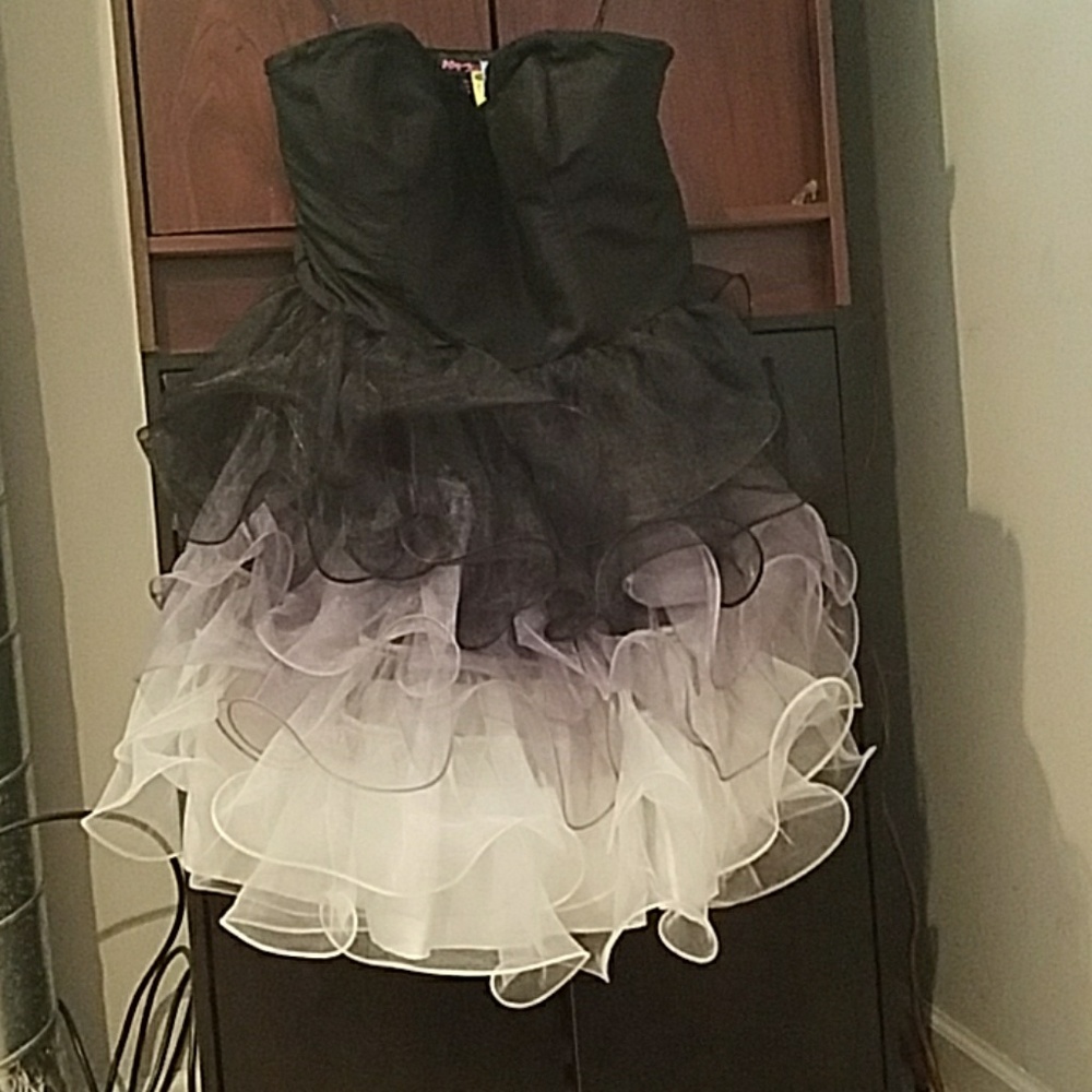 Betsey Johnson Collection Ombre Dress Size 10