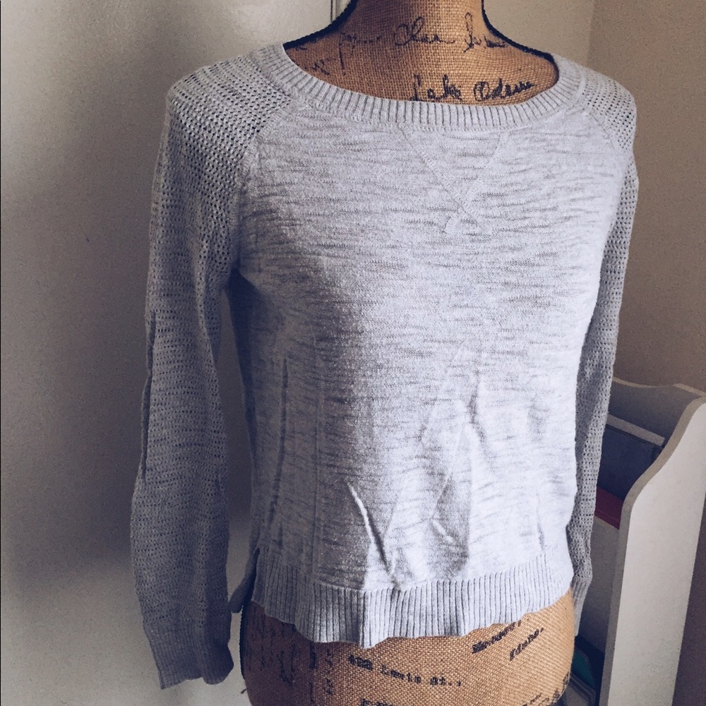 Light grey sweater