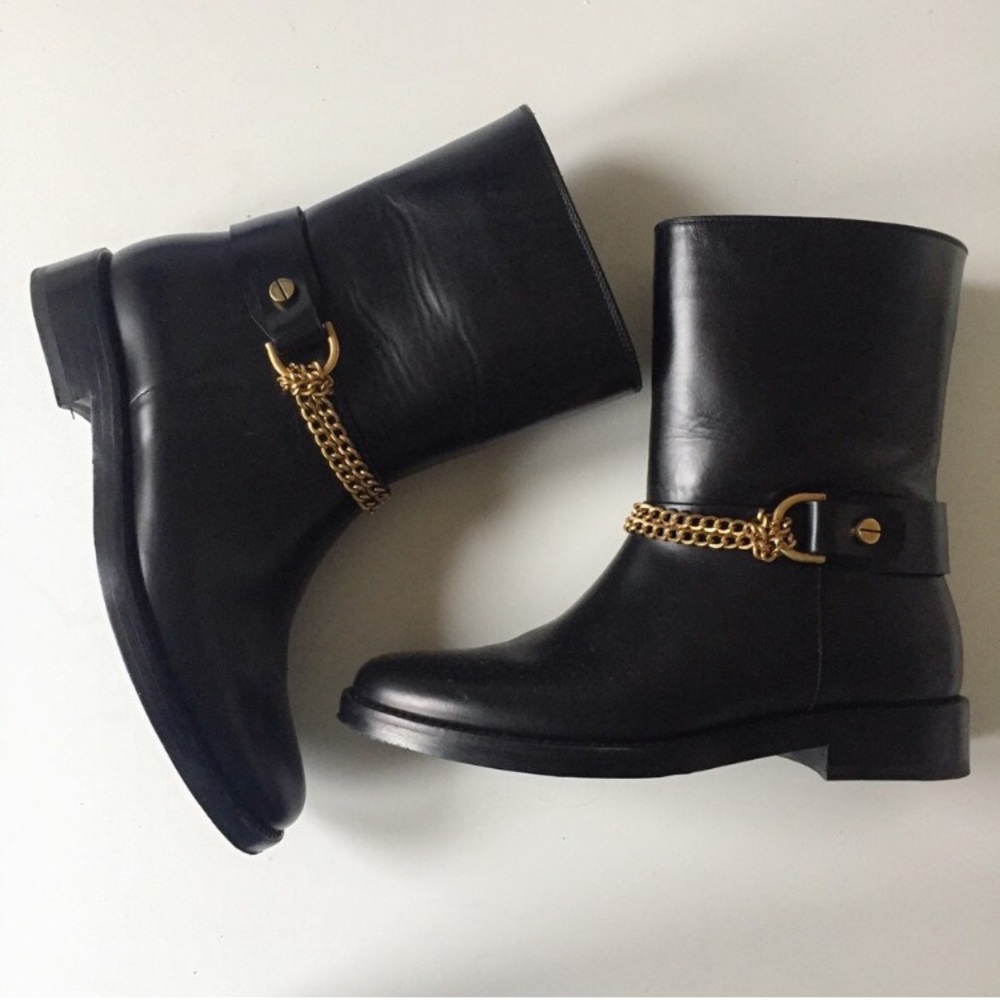 LANVIN PARIS BLACK LEATHER MOTO BOOTS GOLD CHAIN