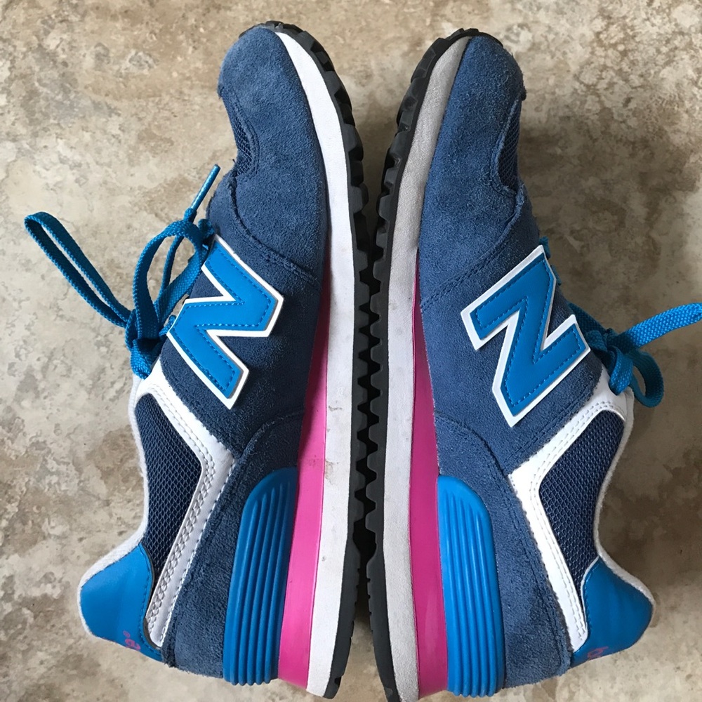 blue and pink new balance 574 !!
