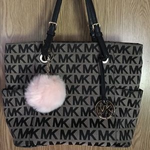 Michael Kors Jet Set Tote