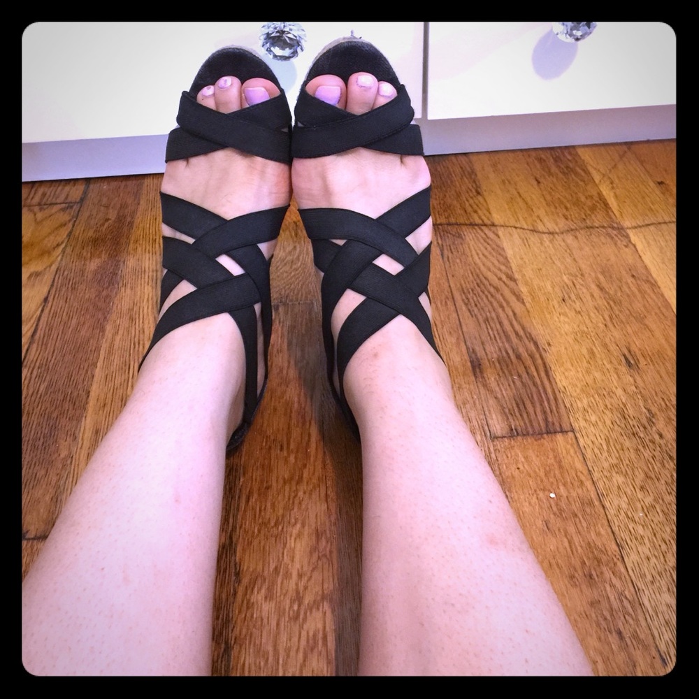 Black espadrilles wedges.