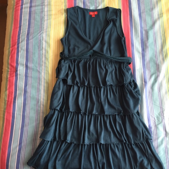 Knee length dress - Picture 1 of 3