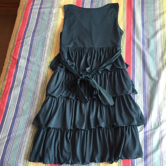 Knee length dress - Picture 2 of 3