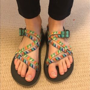 Kids Chaco Sandals, BARELY WORN size 4