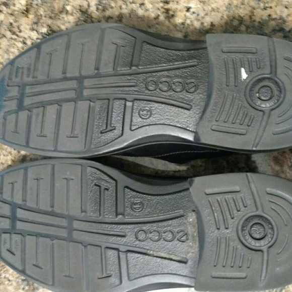 Men's shoe - Picture 3 of 3