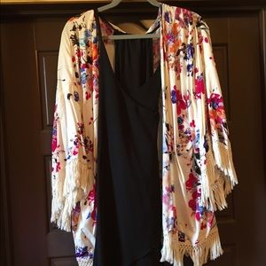 XL Floral Cardigan