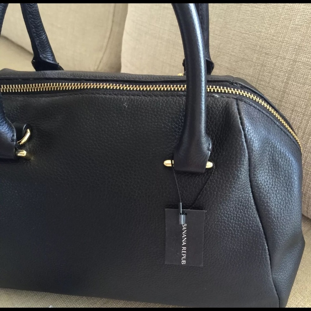 NWT Banana Republic Women's Black Leather Purse