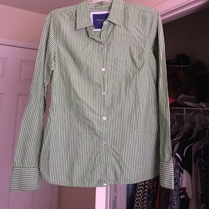 Button down, American eagle 🦅